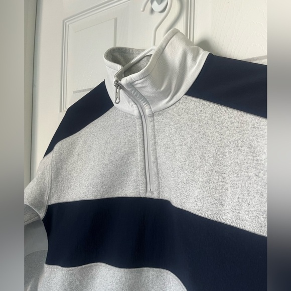 Men’s Reigning Champ Mid Weight Pull Over | Size small - Picture 2 of 9